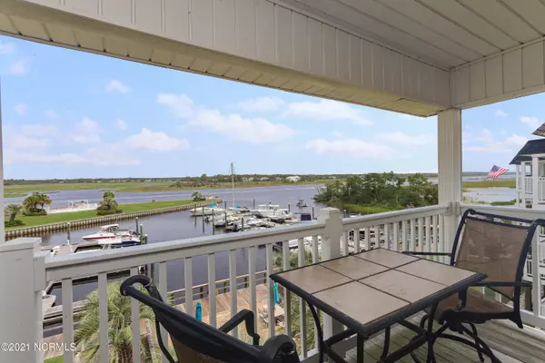 Oak Island, NC 28465,5400 E Yacht DR #B12