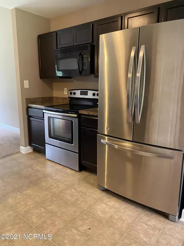 Maple Hill, NC 28454,107 Courtney Pines RD