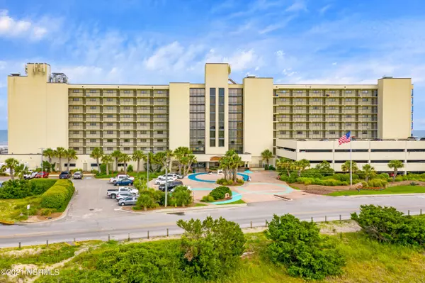 2700 N Lumina Avenue #803, Wrightsville Beach, NC 28480