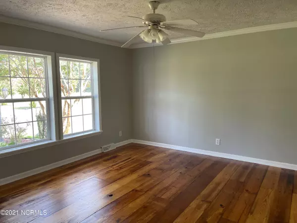 Lucama, NC 27851,5769 Saint Marys Church RD