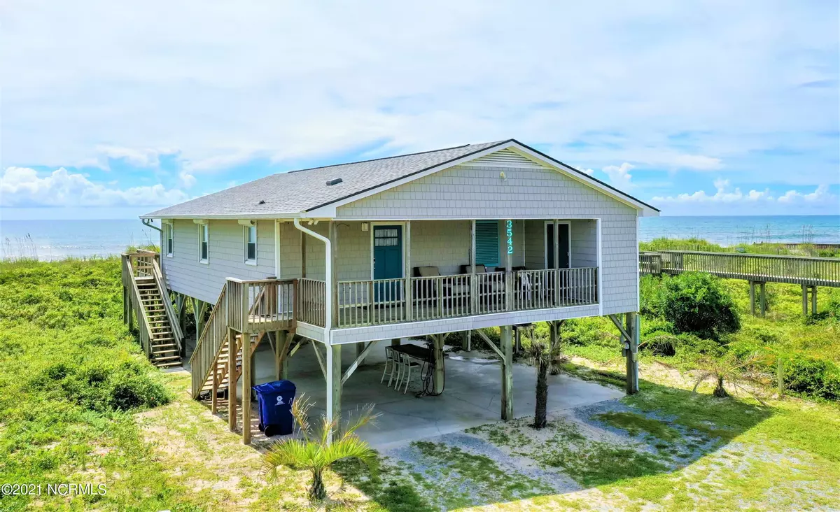 North Topsail Beach, NC 28460,3542 Island DR