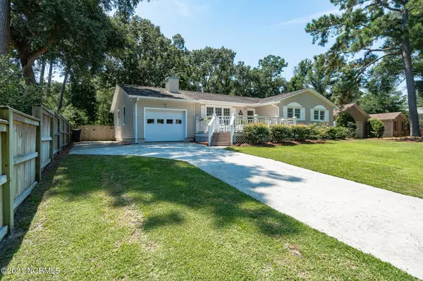 Pine Knoll Shores, NC 28512,243 Oakleaf DR