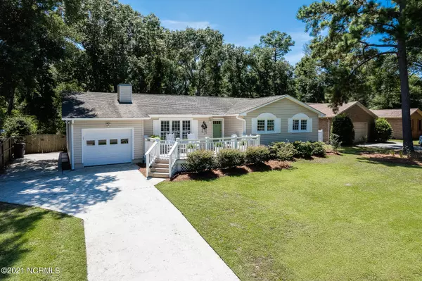 Pine Knoll Shores, NC 28512,243 Oakleaf DR