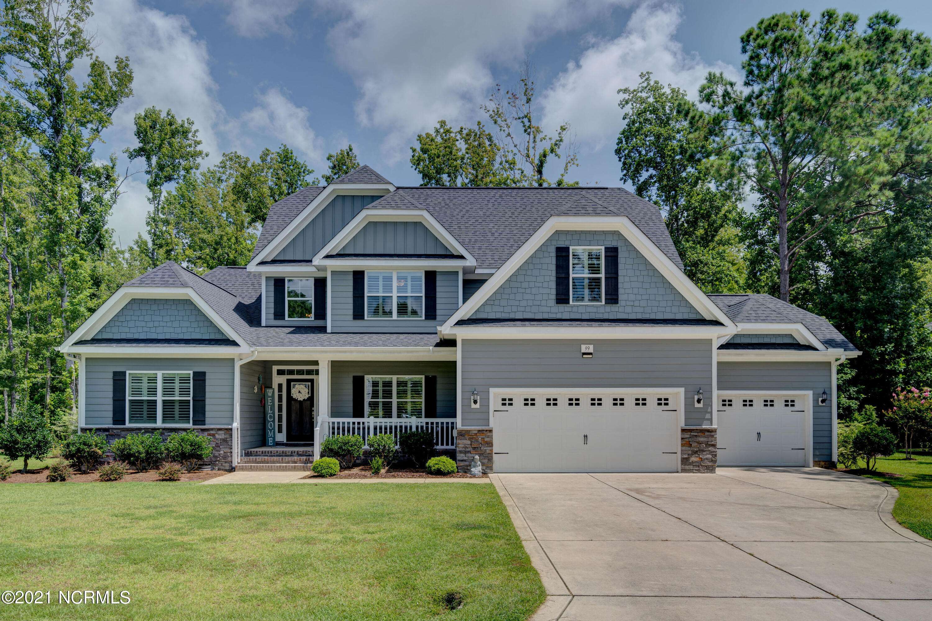 99 Aster PL, Hampstead, NC 28443