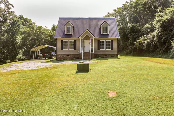 12576 Hobbton Highway, Newton Grove, NC 28366