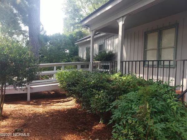 Roseboro, NC 28382,505 N East ST