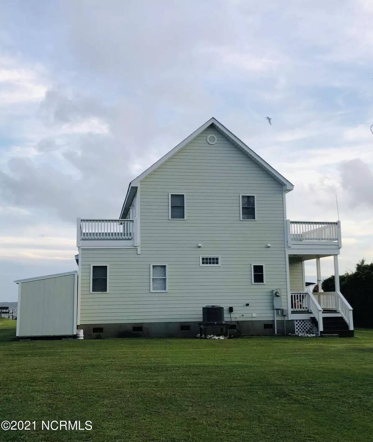 Harkers Island, NC 28531,123 Old School House Road