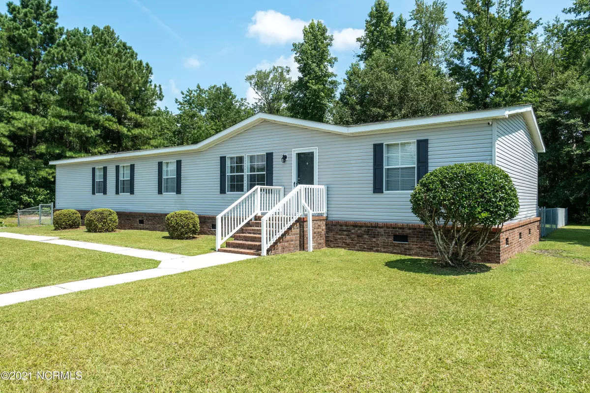 New Bern, NC 28562,128 Shadow Brook Lane