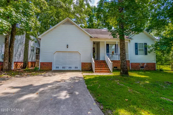 225 Trappers TRL, New Bern, NC 28560