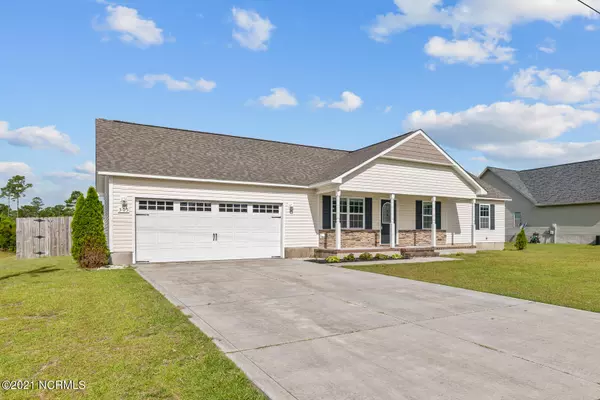 Hubert, NC 28539,305 Basil Court