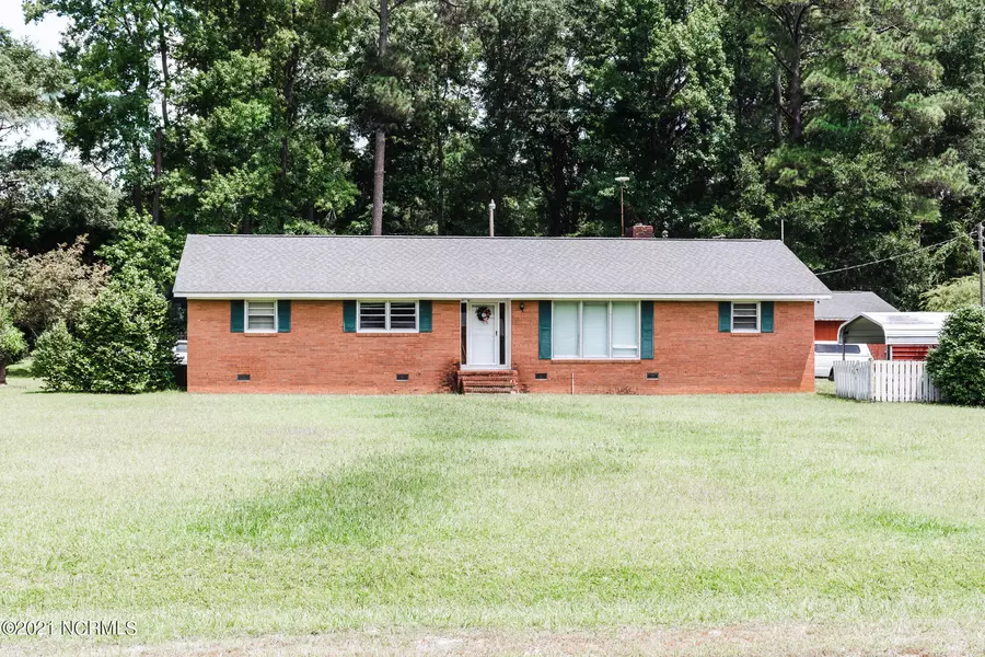 466 Happy Valley RD, Elizabethtown, NC 28337