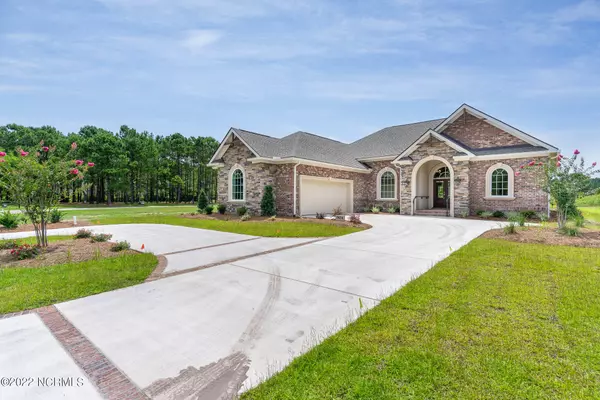 7424 Falkirk LN, Sunset Beach, NC 28468