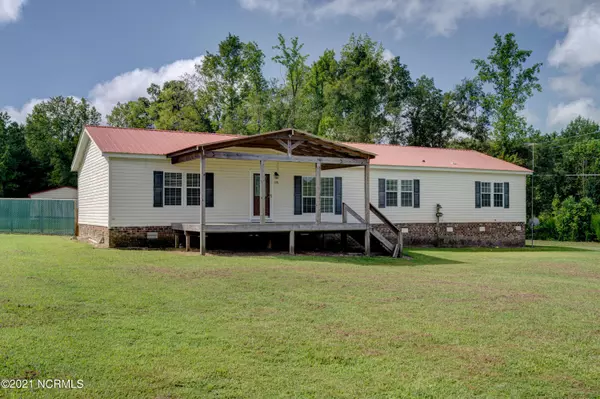 Willard, NC 28478,358 N Chubb RD