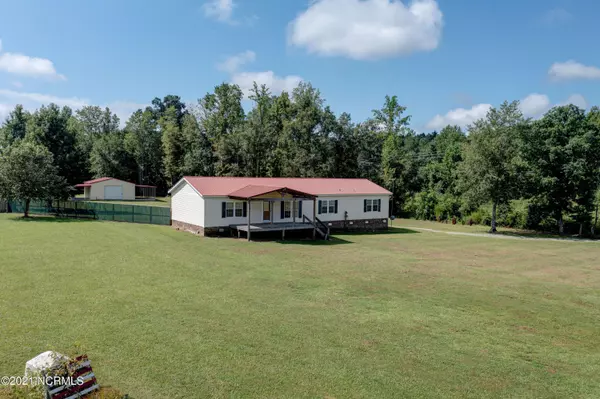 358 N Chubb RD, Willard, NC 28478