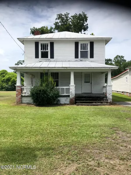 208 Main ST, Maysville, NC 28555