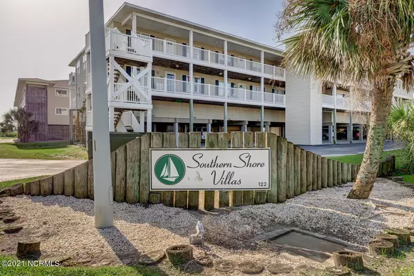 122 SE 58th Street #110, Oak Island, NC 28465