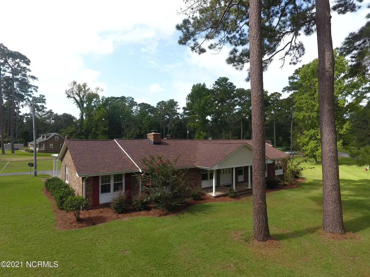 Trent Woods, NC 28562,5101 Pinetree LN