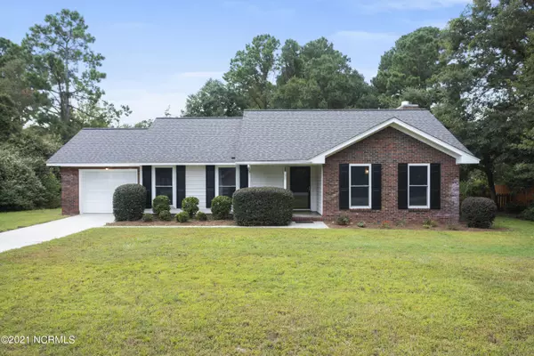 20 Scotts Glen DR, Wilmington, NC 28411