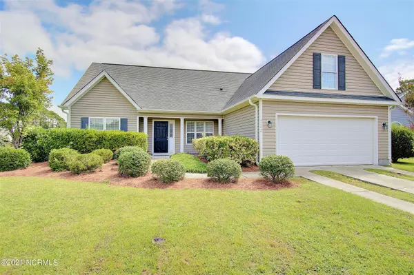 4702 Rum Runners Court SE, Southport, NC 28461