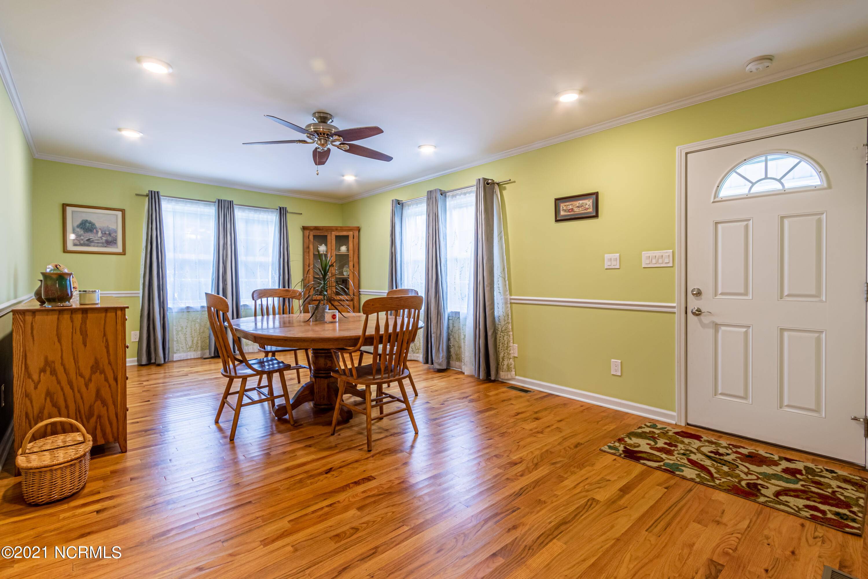 308 Forest Grove AVE, Jacksonville, NC 28540