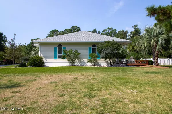 Emerald Isle, NC 28594,300 Governor Safford LN