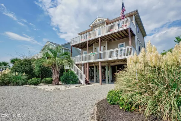 118 S Permuda Wynd, North Topsail Beach, NC 28460