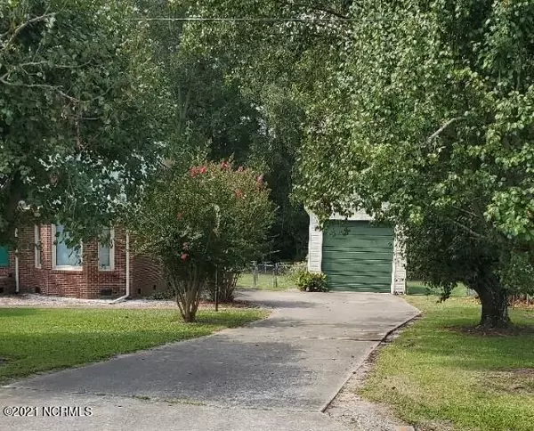 Snow Hill, NC 28580,538 Free Gospel RD