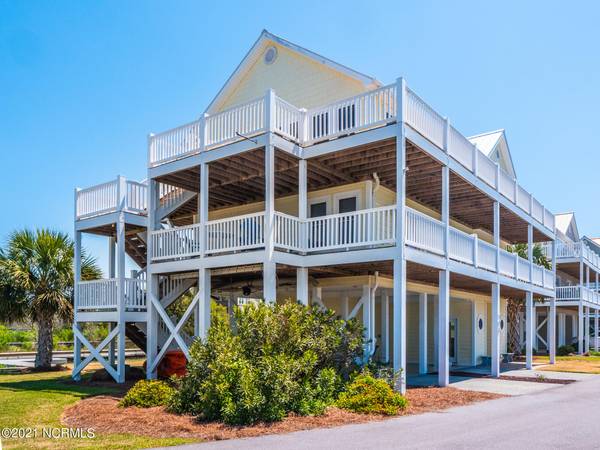 108 Abigail Court,  Surf City,  NC 28445