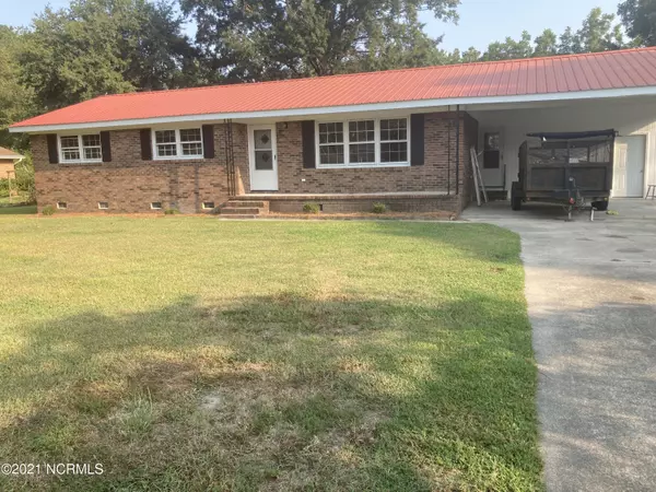 698 Central AVE, Kinston, NC 28504