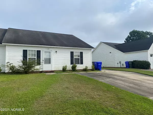 1100 Masters LN #B, Greenville, NC 27834