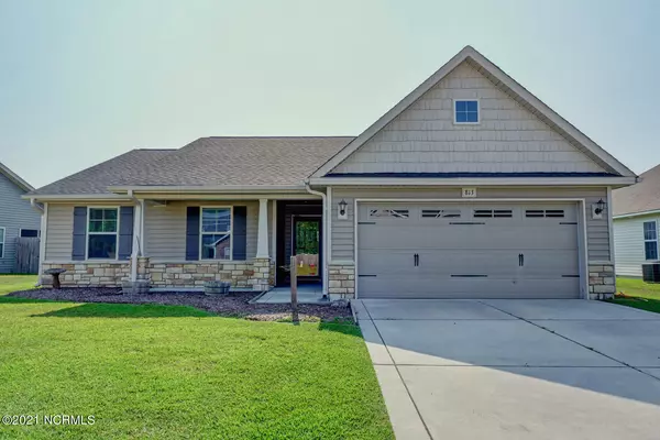 813 Dynasty DR, Jacksonville, NC 28546