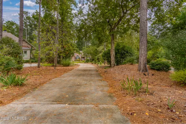 New Bern, NC 28562,132 Saint Andrews CIR