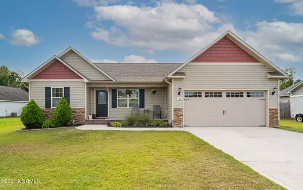 114 Heavens Gate DR, Jacksonville, NC 28546