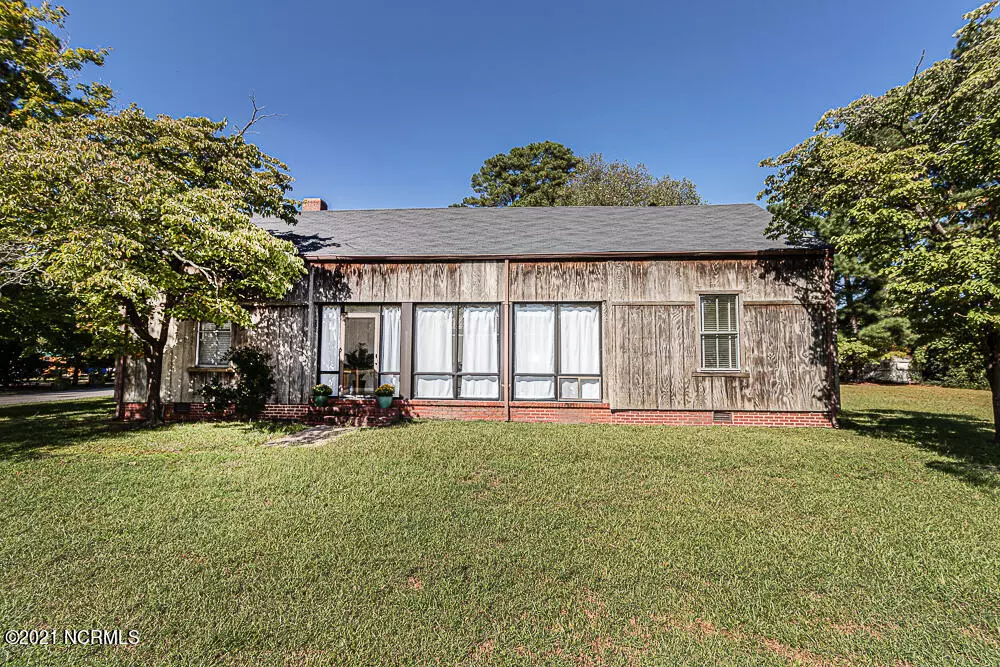 Pinetops, NC 27864,208 W Dunn ST