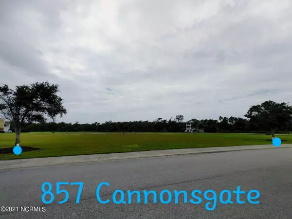 857 Cannonsgate Drive, Newport, NC 28570