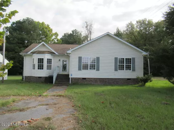 413 S South Main Street, Princeville, NC 27886