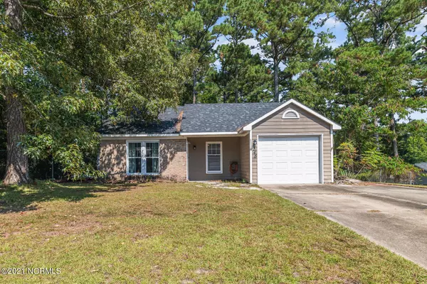 548 Shadowridge RD, Jacksonville, NC 28546