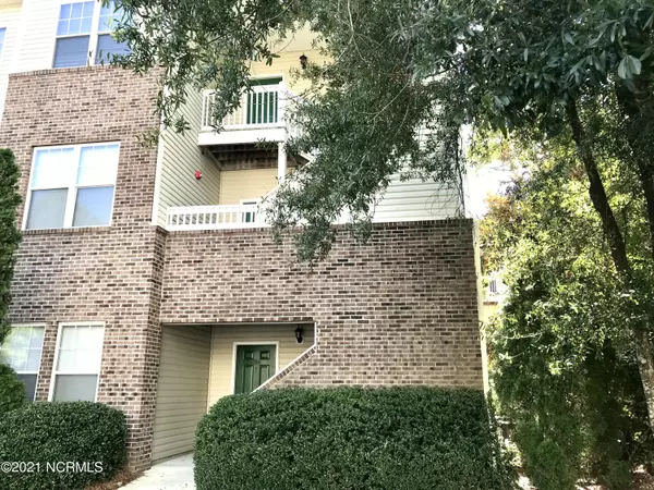 4521 Sagedale DR #304, Wilmington, NC 28405