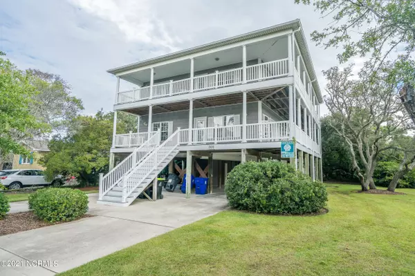 300 Mcglamery Street, Oak Island, NC 28465