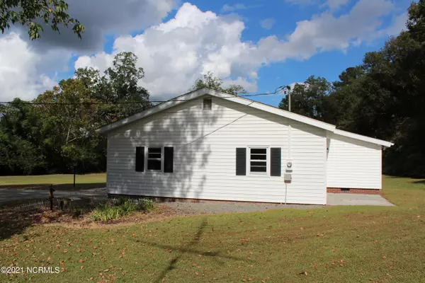 Kenansville, NC 28349,146 Lee ST