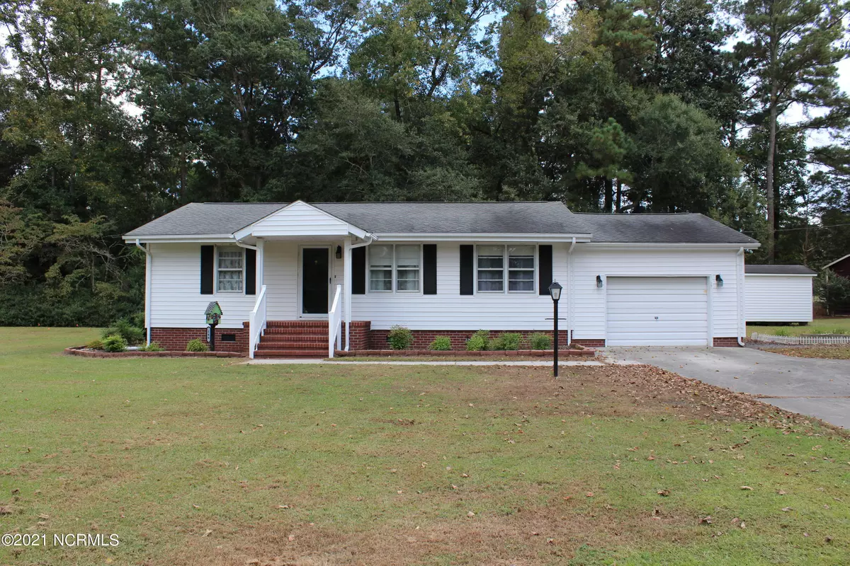 Kenansville, NC 28349,146 Lee ST