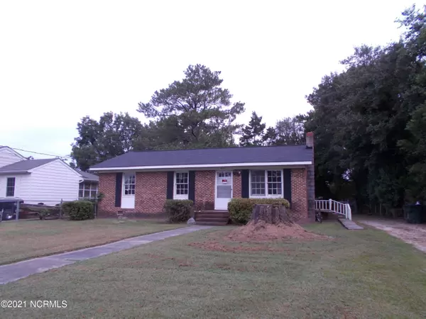 802 Carraway Drive, Kinston, NC 28501