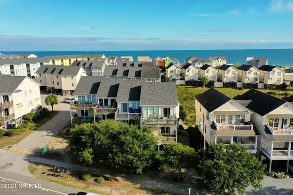 Surf City, NC 28445,828 N New River Drive #108