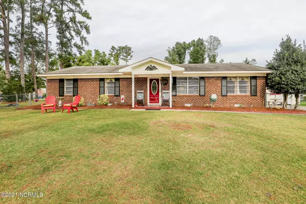 104 Howell Drive, Jacksonville, NC 28540