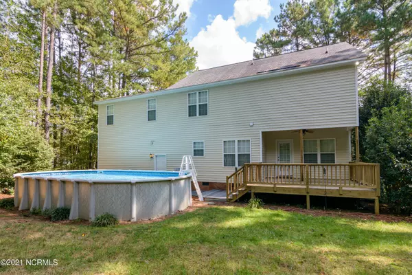 Wendell, NC 27591,350 Barrette LN