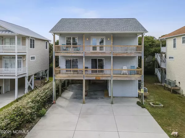 105 Fairytale LN, Surf City, NC 28445