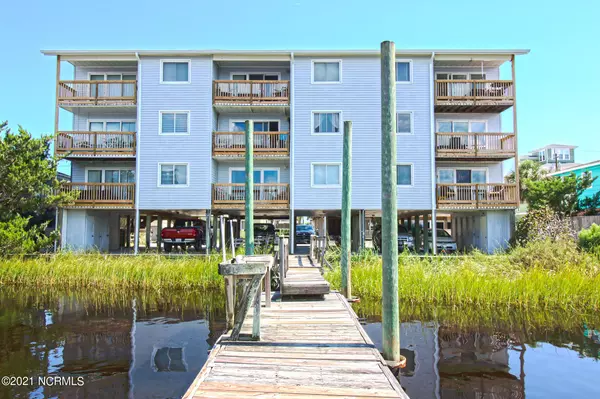 709 Canal DR #3b, Carolina Beach, NC 28428