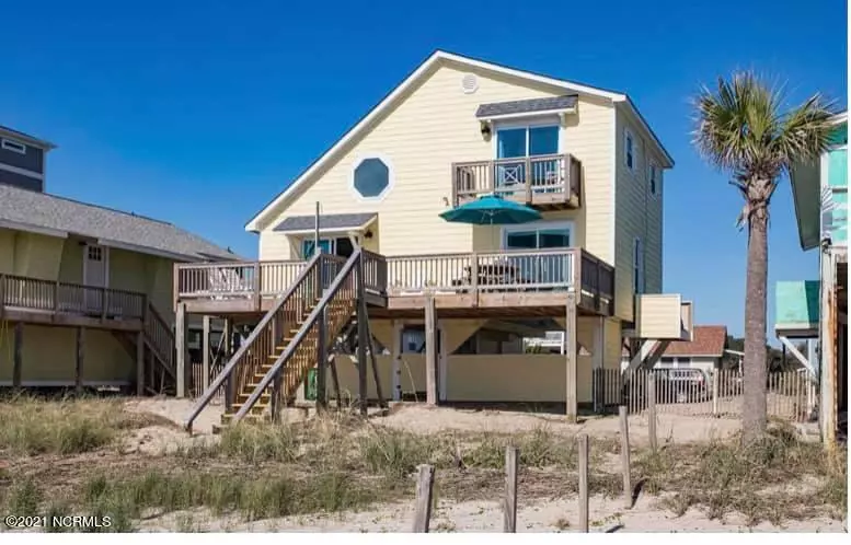 3719 E Beach DR, Oak Island, NC 28465