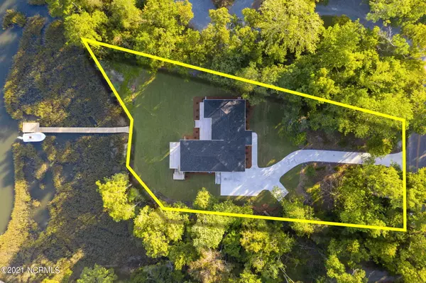 330 Creekview DR, Hampstead, NC 28443