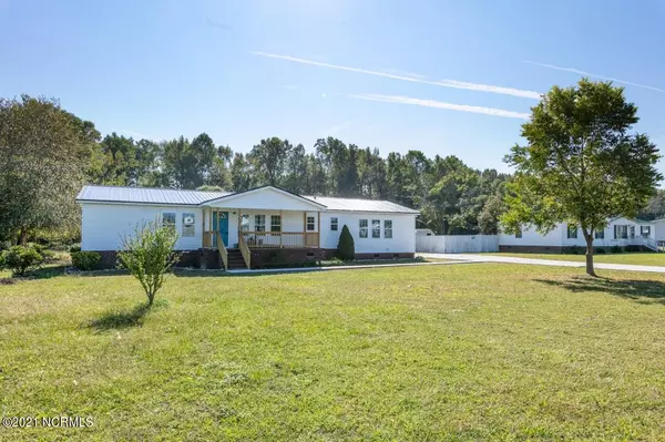 Kenly, NC 27542,8148 Brooks RD